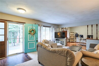 2940 Robin Hill Dr, Mogadore, OH 44260 - photo 3