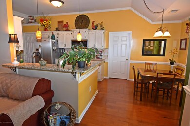 Kitchen & Breakfast Room