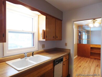 624 Mcgovern Ave, Cheyenne, WY 82001 - photo 7