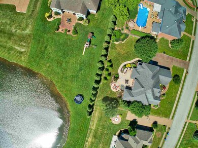 8977 Blackstone Dr, Newburgh, IN 47630 - photo 3