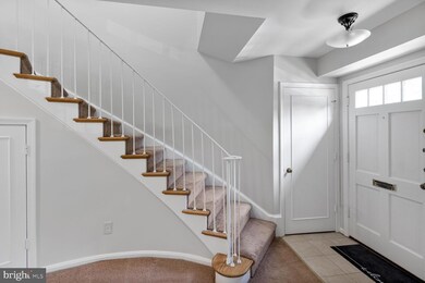 8323 Kingsgate Rd unit 520, Springfield, VA 22152 - photo 3