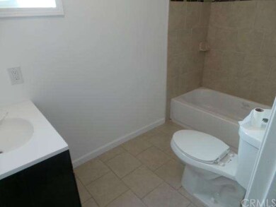 836 W 137th St, Compton, CA 90222 - photo 4