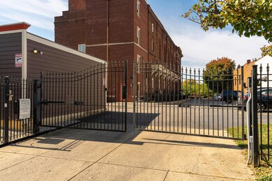 1276 N High St unit 401, Columbus, OH 43201 - photo 4