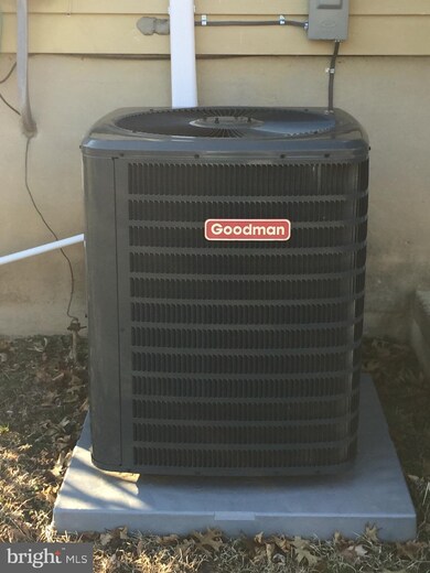 141 Klees Mill Rd, Sykesville, MD 21784 - photo 5