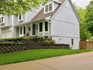 7904 Lakeview Ave, Lenexa, KS 66219 - photo 2