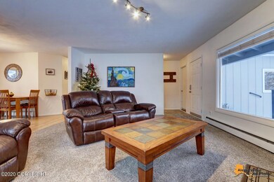 1801 State St, Anchorage, AK 99504 - photo 4