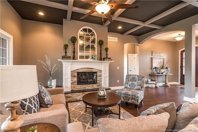 1704 Peach Orchard Ct, Floyds Knobs, IN 47119 - photo 2