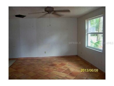 3601 Tamarix Dr, Tampa, FL 33619 - photo 2