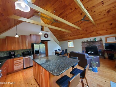 208 Broadmoor Dr, Hawley, PA 18428 - photo 4