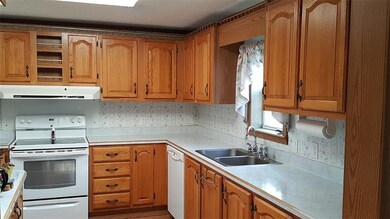 1667 Laurel Rd, Shelocta, PA 15774 - photo 5