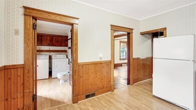 100 Baker St, Richmond, VT 05477 - photo 4