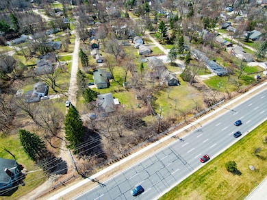 1061 Dorchester Ave, Bloomfield Hills, MI 48302 - photo 5