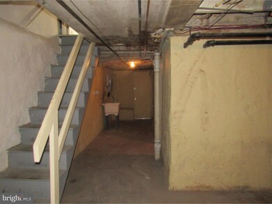 7157 Clover Ln, Upper Darby, PA 19082 - photo 7