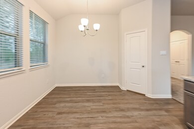 125 Road 5102f, Cleveland, TX 77327 - photo 4