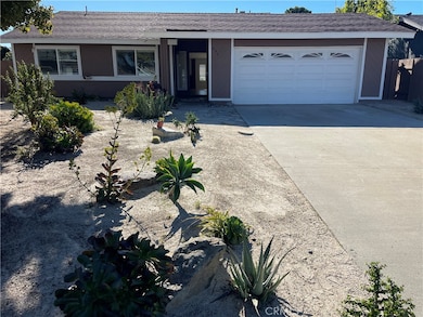 601 Hunter St, Oceanside, CA 92058 - photo 2