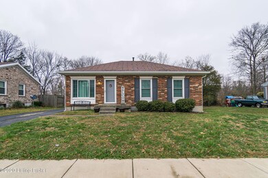 9015 Brandywyne Dr, Louisville, KY 40291 - photo 2