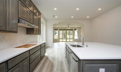 17176 Sandstone St, Conroe, TX 77302 - photo 5