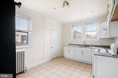 1137 Pratt St, Philadelphia, PA 19124 - photo 4