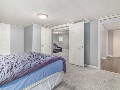 939 S Fairfield Ave, Elmhurst, IL 60126 - photo 2