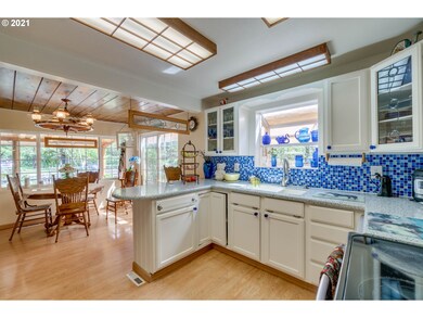 18089 S Highway 211, Molalla, OR 97038 - photo 7