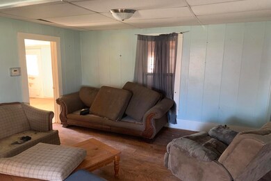 Ozarks Fixer Upper For Sale in Town1