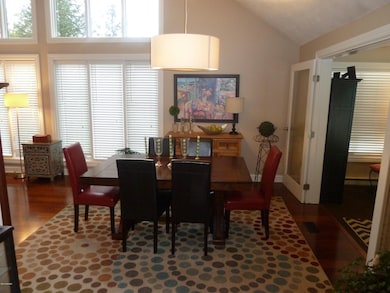 2127 N Quail Crest Ct SE unit 128, Grand Rapids, MI 49546 - photo 6