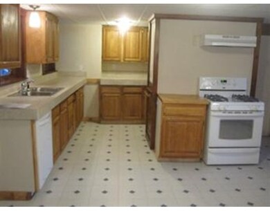 370 King Street - First Floor unit 1, Littleton, MA 01460 - photo 4