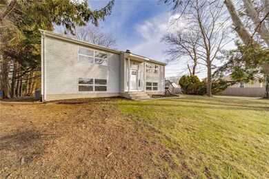 440 Forest Ave, Middletown, RI 02842 - photo 3