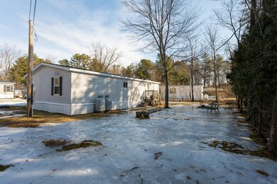 464 Boston Post Rd unit 31, Amherst, NH 03031 - photo 3