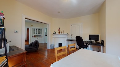 51 Russell St unit 2, Somerville, MA 02144 - photo 4