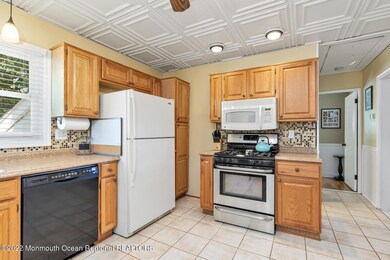 13 Brown Ave, Hazlet, NJ 07730 - photo 6