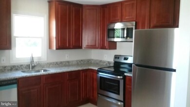 210 Sycamore Rd, Curtis Bay, MD 21226 - photo 5