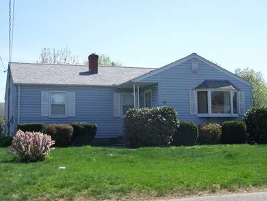 75 Gill St, Chicopee, MA 01013 - photo 2