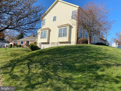 701 Walnut St, Lemoyne, PA 17043 - photo 3