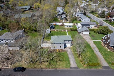 7 Walnut St, Narragansett, RI 02882 - photo 2