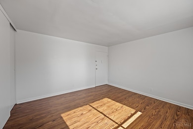 1522 Cedar Ave, Cincinnati, OH 45224 - photo 4