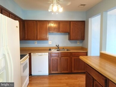 2841 Madeira Ct, Woodbridge, VA 22192 - photo 5