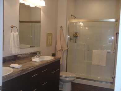 Staged Unit/Photo Similar