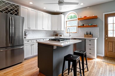 1572 Arlington Ave, Marble Cliff, OH 43212 - photo 3