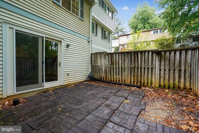 11504 Ivy Bush Ct, Reston, VA 20191 - photo 2