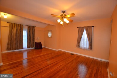 906 Central Ave, Sykesville, MD 21784 - photo 3