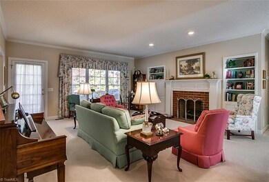 1069 Anns Ct, Asheboro, NC 27205 - photo 3