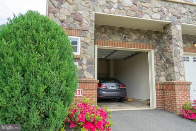 2825 Chinkapin Oak Ln, Woodbridge, VA 22191 - photo 4