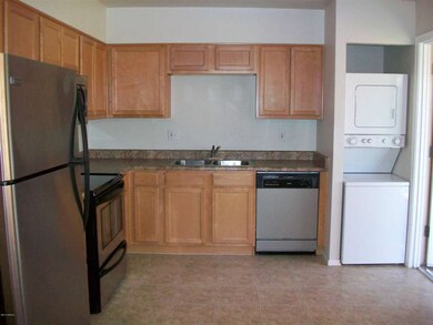 KITCHEN & LAUNDRY