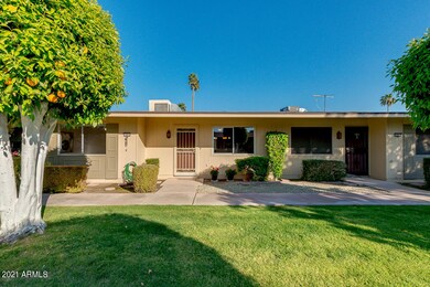 10951 W Santa fe Dr, Sun City, AZ 85351 - photo 3