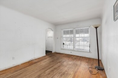06-21211 Syracuse Ave Warren 002