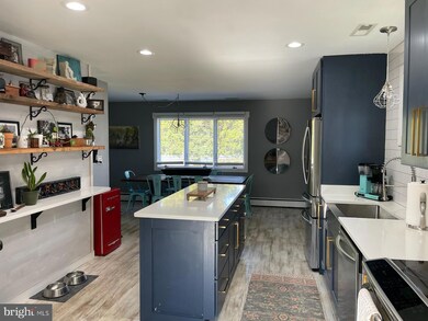 309 Hillsmere Dr, Annapolis, MD 21403 - photo 2