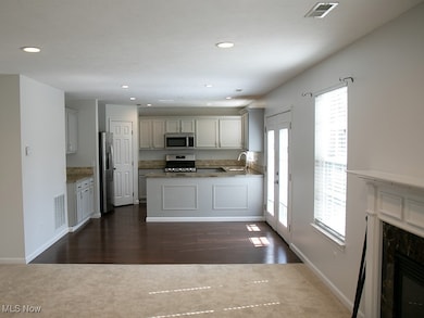 4910 Fallen Leaf Trail, Brunswick, OH 44212 - photo 4