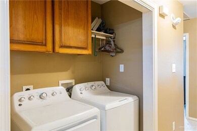 520 W Chaparral St, San Juan, TX 78589 - photo 2