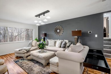 1291 Noe Bixby Rd, Columbus, OH 43232 - photo 5